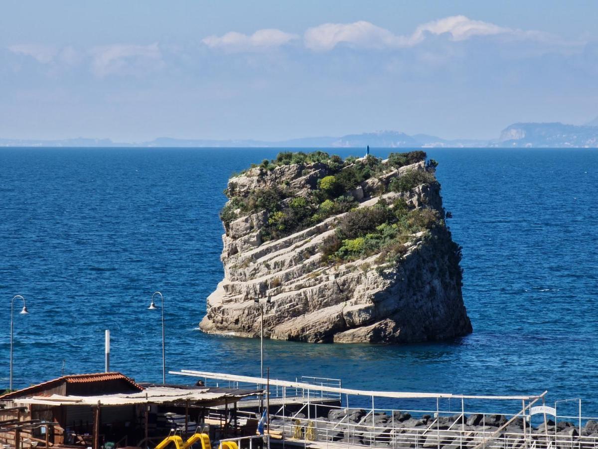 Vico Di Mare Lägenhet Vico Equense Exteriör bild