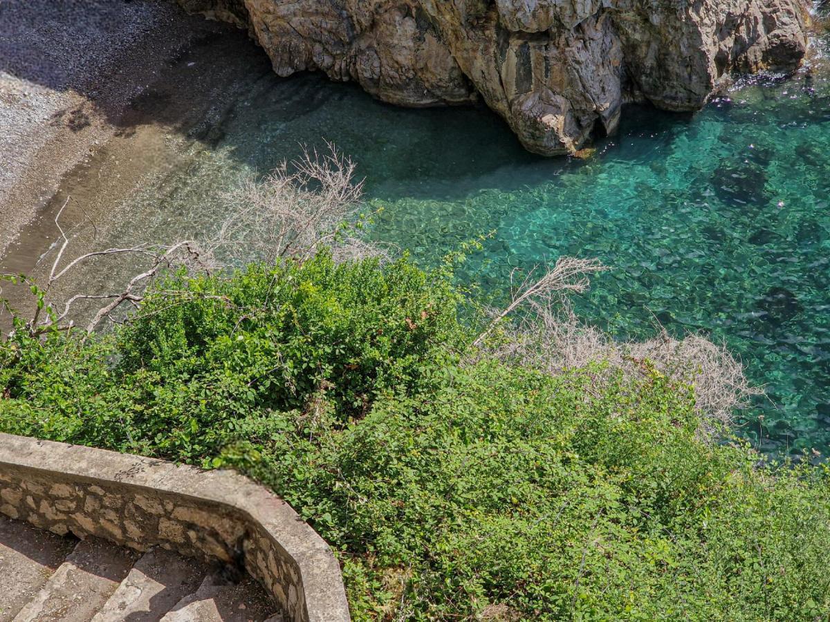 Vico Di Mare Lägenhet Vico Equense Exteriör bild